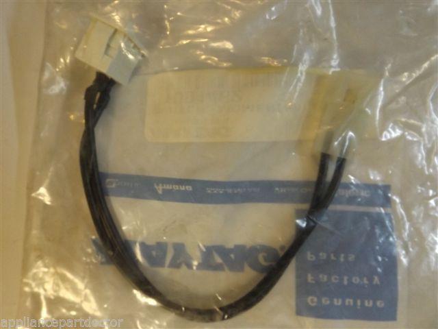 Maytag Admiral Washer 21001482 Switch, Momentary (wht) NEW IN BOX Maytag Admiral Washer 21001482 Switch, Momentary (wht) NEW IN BOX